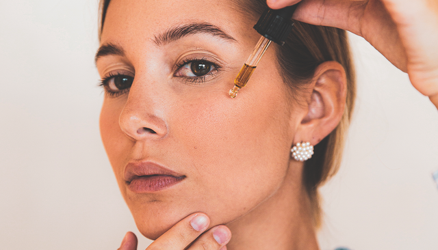 CBD olie is goed tegen acne en rimpelvorming